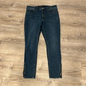 Medium wash skinny jeans
